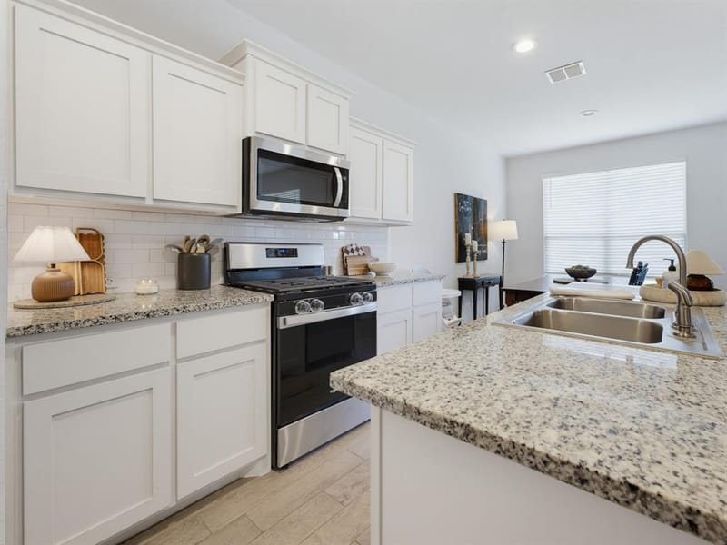 156 Waterbend Cove, Boyd TX 76023 - Photo 8
