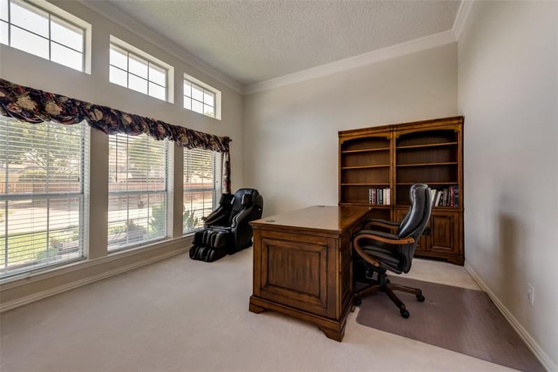 3809 Rockbrook Drive, Carrollton TX 75007 - Photo 9
