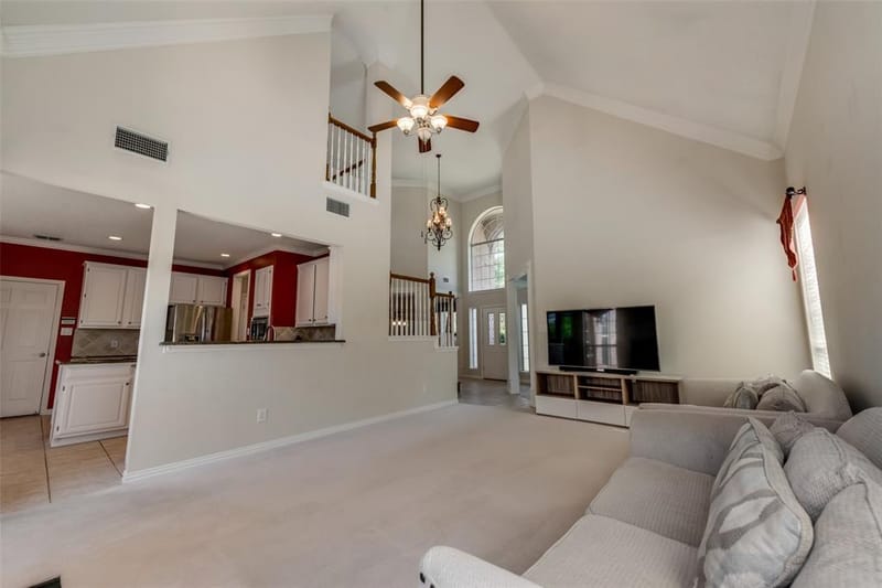 3809 Rockbrook Drive, Carrollton TX 75007 - Photo 10
