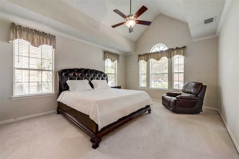 3809 Rockbrook Drive, Carrollton TX 75007 - Photo 19