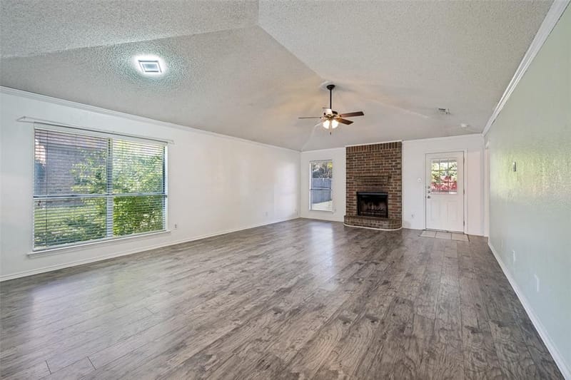 9008 Topperwind Court, Fort Worth TX 76134 - Photo 6
