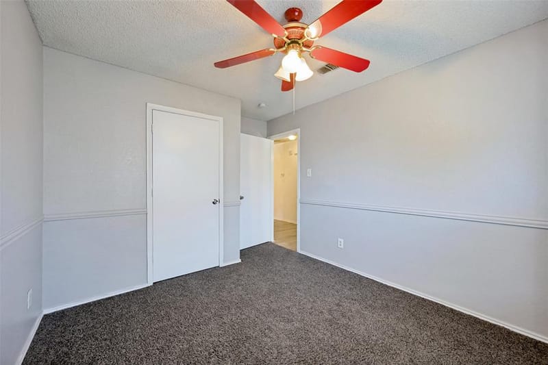 9008 Topperwind Court, Fort Worth TX 76134 - Photo 16