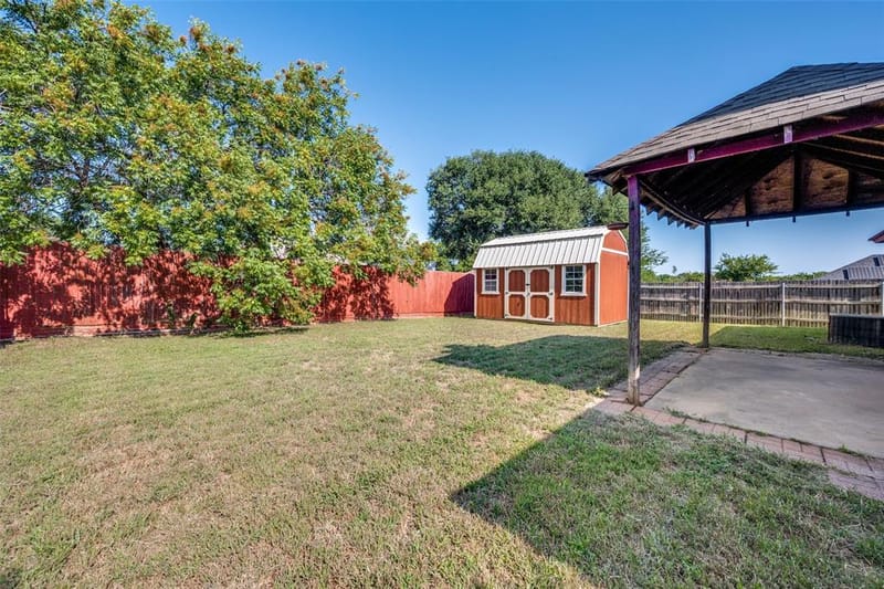 9008 Topperwind Court, Fort Worth TX 76134 - Photo 24