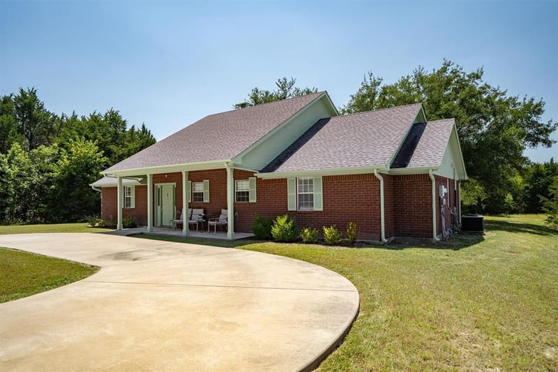 1625 County Road 561, Princeton TX 75407 - Photo 2
