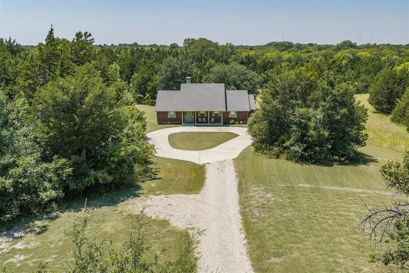 1625 County Road 561, Princeton TX 75407 - Photo 3