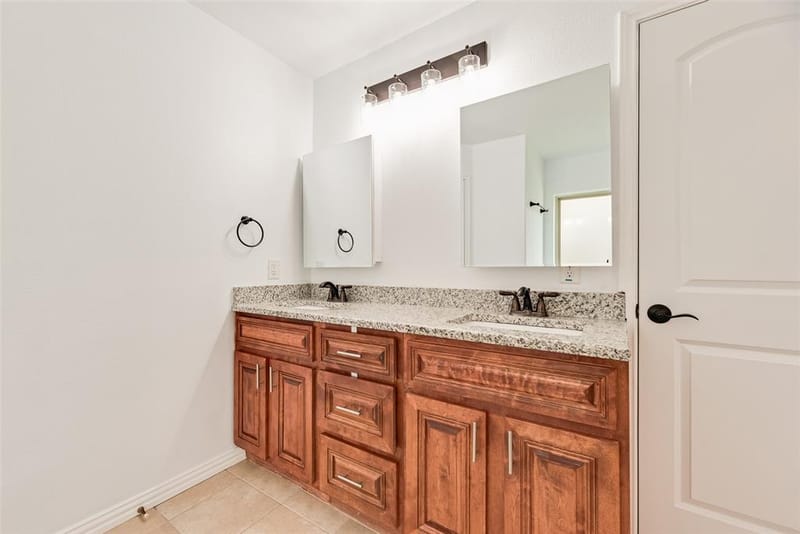 2808 Park Street, Ennis TX 75119 - Photo 29