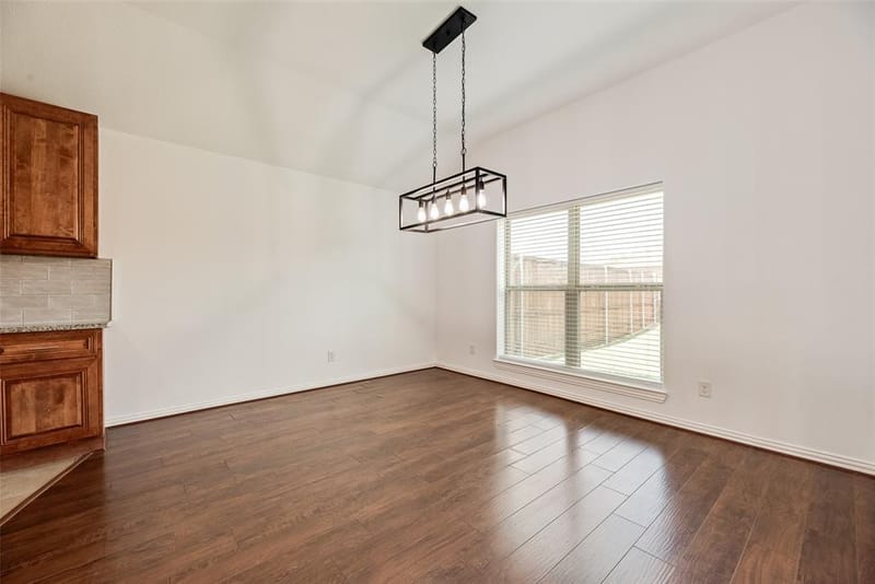 2808 Park Street, Ennis TX 75119 - Photo 8