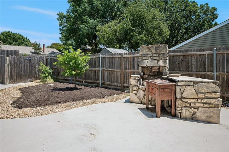 109 Clove Lane, Euless TX 76039 - Photo 25
