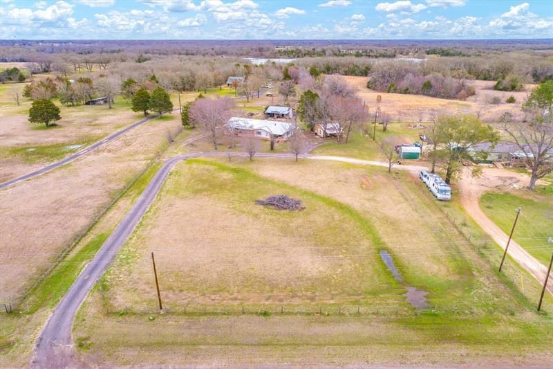 920 Vz County Road 3504, Wills Point TX 75169