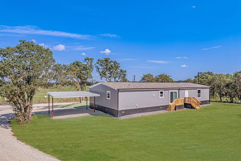 242 Huddleston Road, Sunset TX 76270 - Photo 22