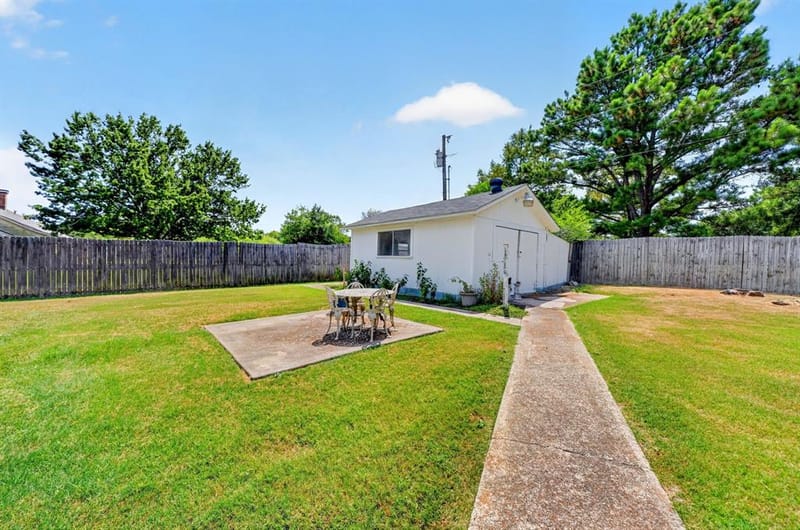 720 S Houston Street, Edgewood TX 75117 - Photo 36