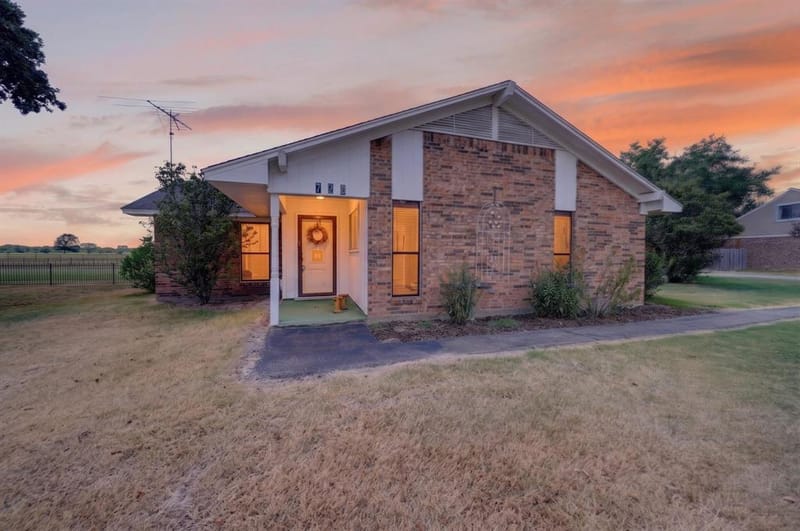 720 S Houston Street, Edgewood TX 75117