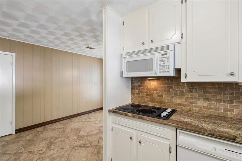 505 Caduceus Lane, Hurst TX 76053 - Photo 15