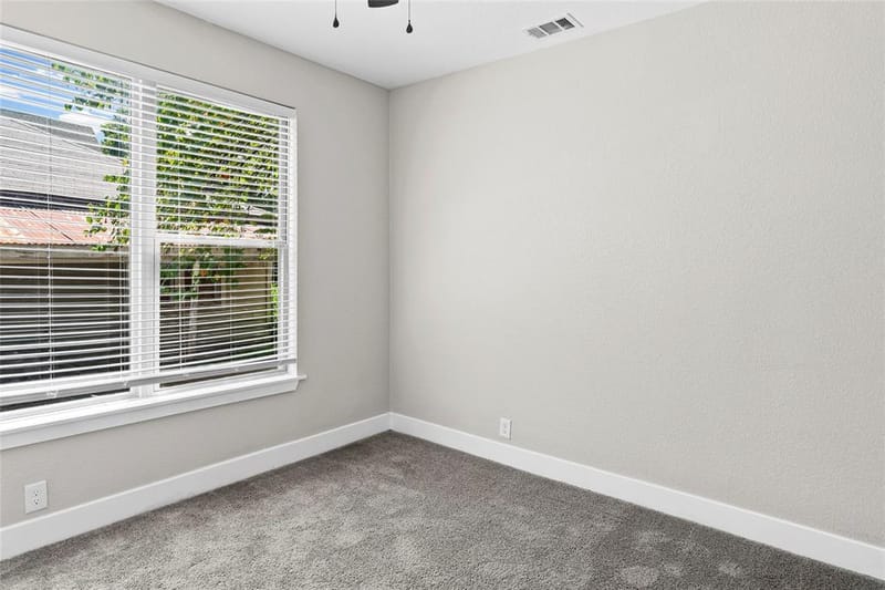 419 W 5th Street, Bonham TX 75418 - Photo 22
