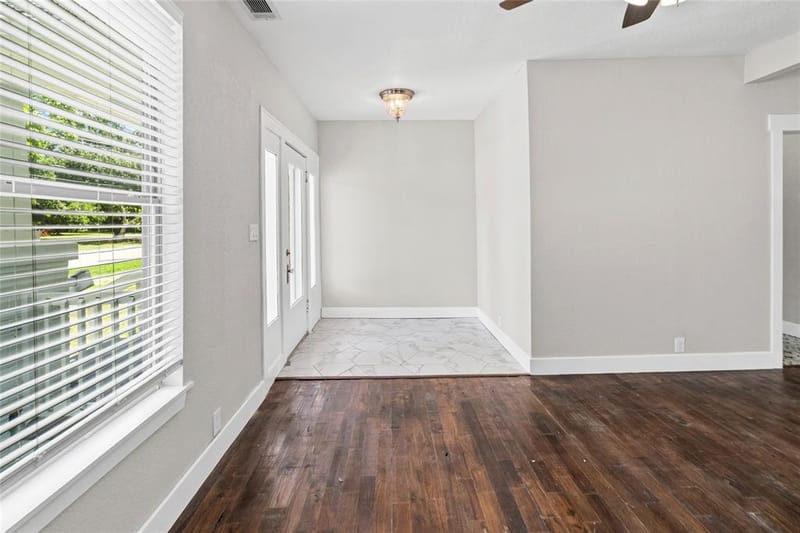 419 W 5th Street, Bonham TX 75418 - Photo 8