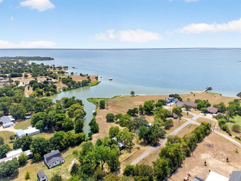 130 Blue Water, East Tawakoni TX 75472 - Photo 2