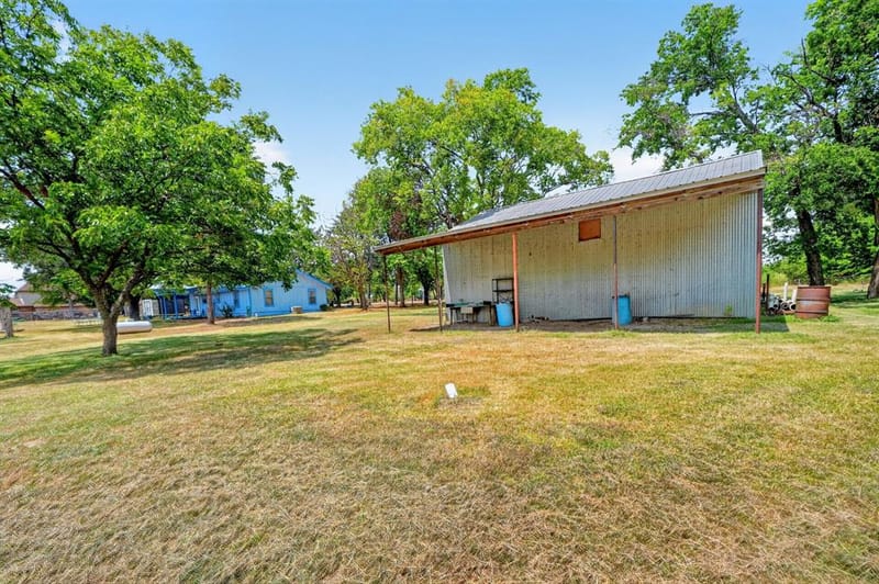 130 Blue Water, East Tawakoni TX 75472 - Photo 3
