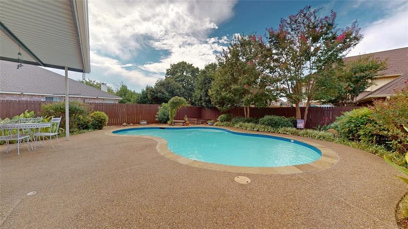 817 Crystal Lane, Hurst TX 76054 - Photo 34