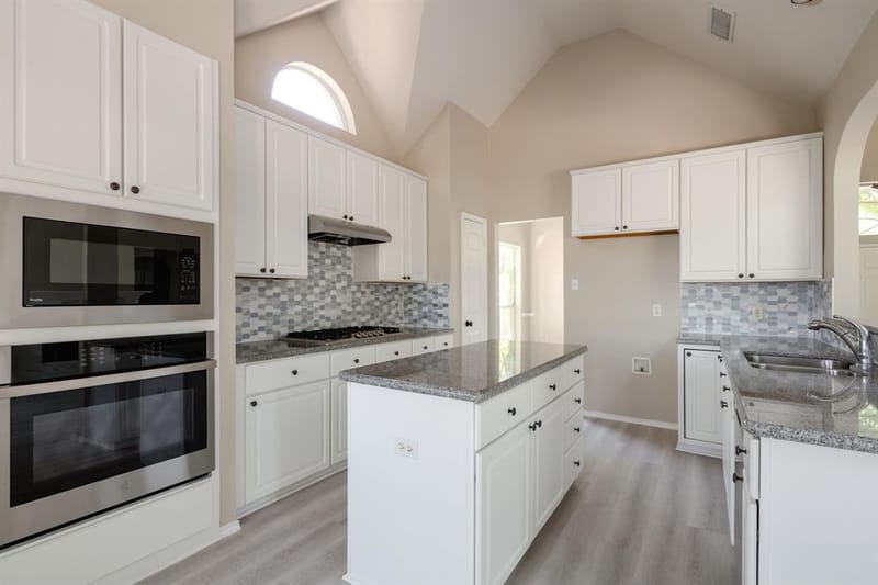 8708 Aviary Drive, McKinney TX 75072 - Photo 7
