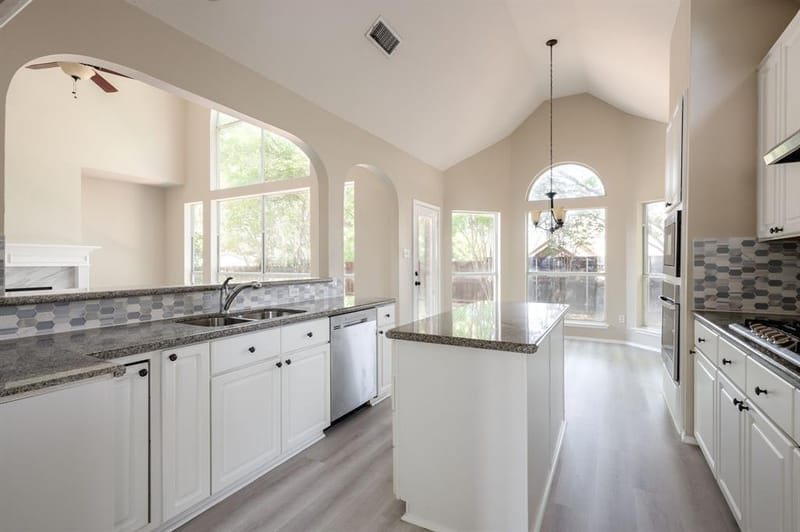 8708 Aviary Drive, McKinney TX 75072 - Photo 8