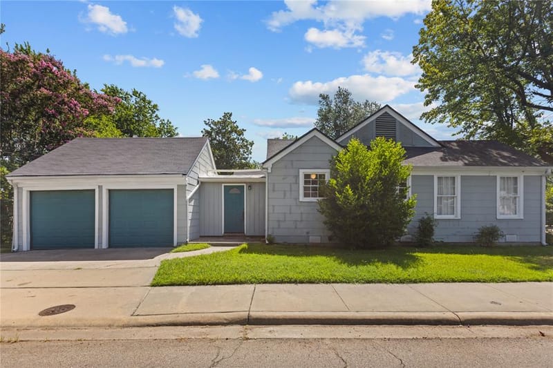 650 W Kaufman Street, Paris TX 75460 - Photo 27