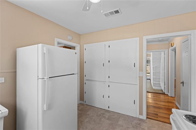 650 W Kaufman Street, Paris TX 75460 - Photo 10