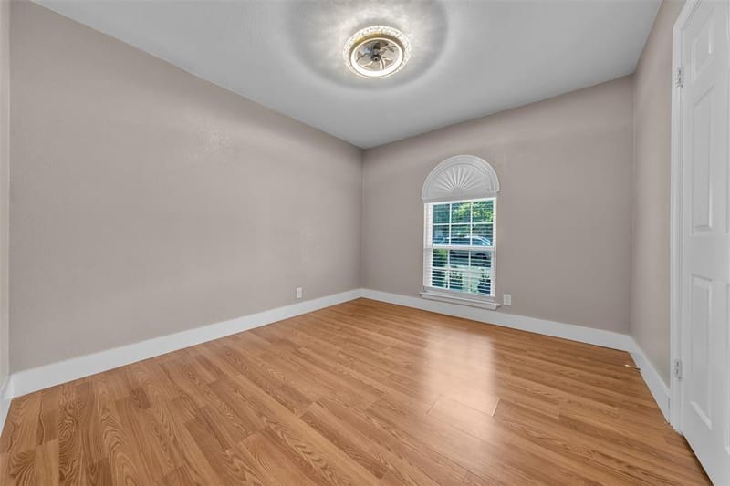 6617 Andora Avenue, Fort Worth TX 76133 - Photo 12