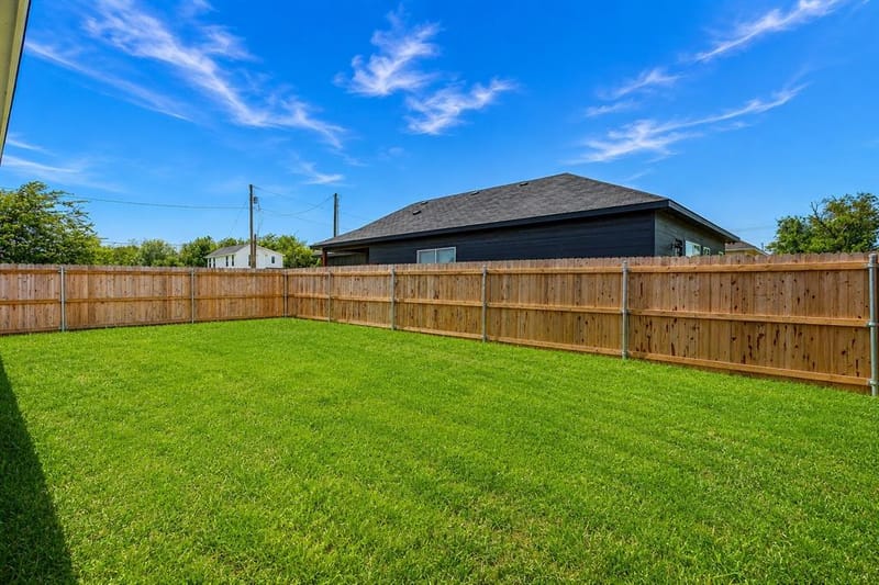 203 E South, Itasca TX 76055 - Photo 21