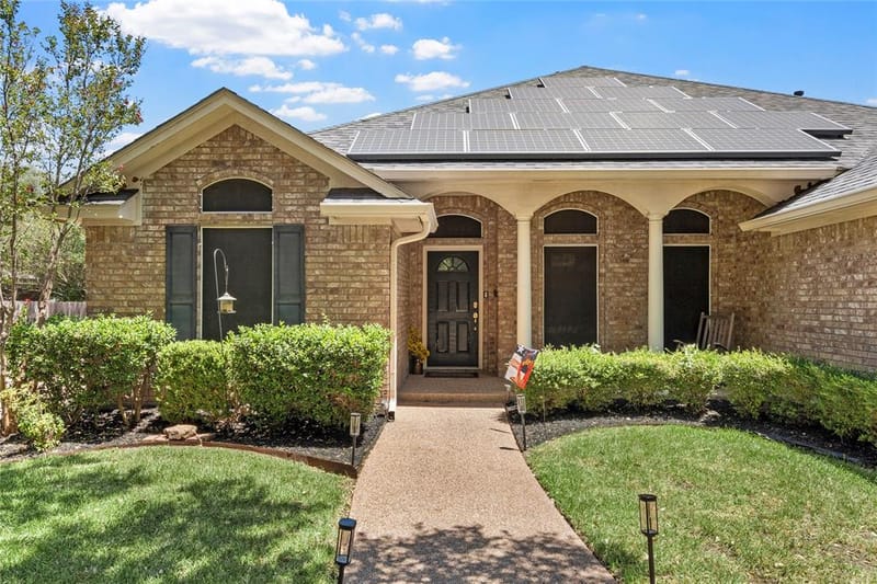 1308 Limestone Trail, Waco TX 76712 - Photo 2