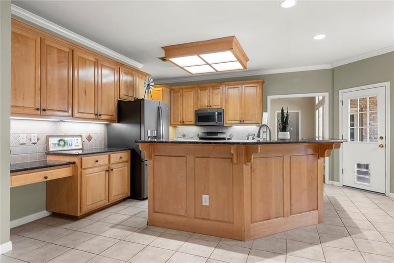1308 Limestone Trail, Waco TX 76712 - Photo 6