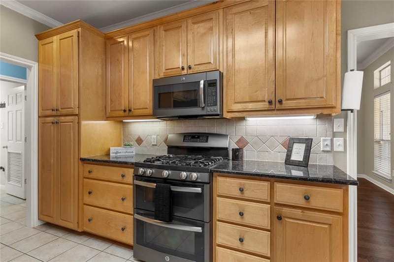 1308 Limestone Trail, Waco TX 76712 - Photo 4