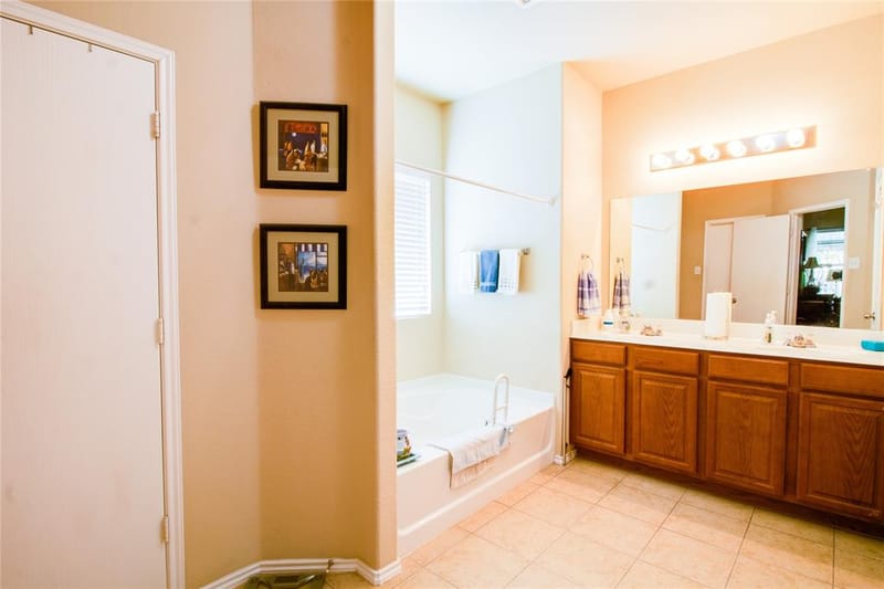 5005 Spyglass Hill Lane, Denton TX 76208 - Photo 17