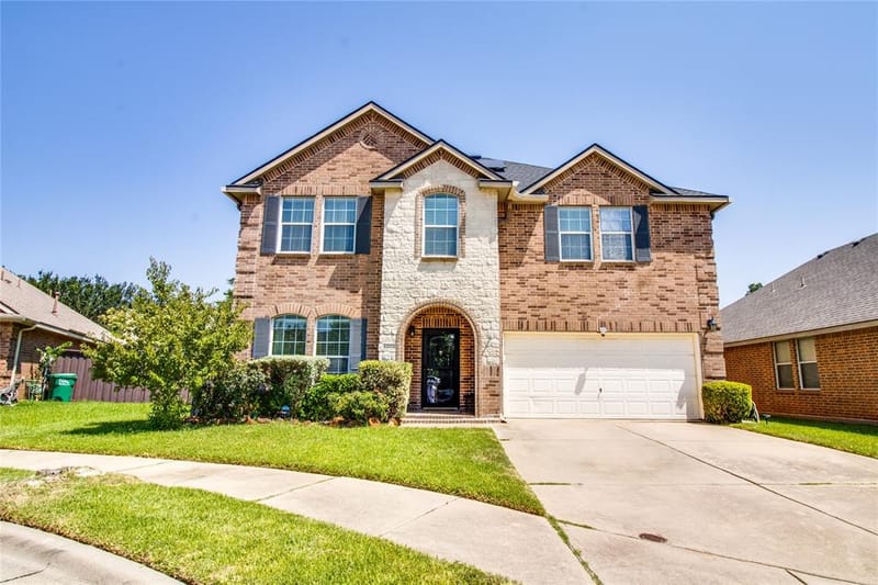 5005 Spyglass Hill Lane, Denton TX 76208