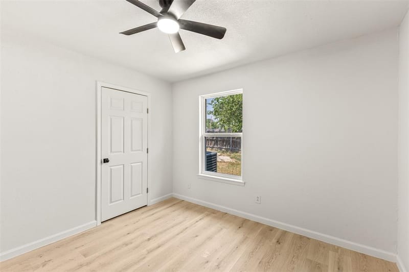 420 Dogwood Street, Springtown TX 76082 - Photo 22