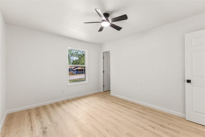 420 Dogwood Street, Springtown TX 76082 - Photo 15