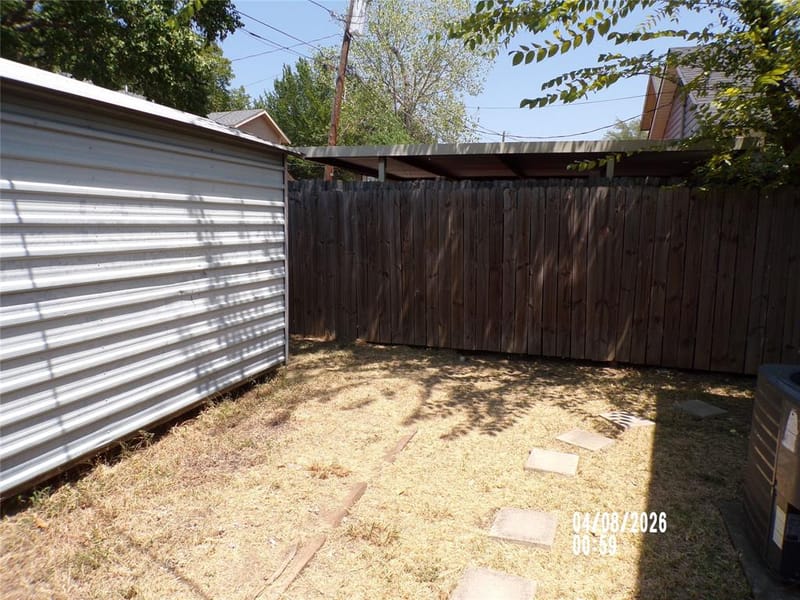 10327 WHITINGHAM Drive, Dallas TX 75227 - Photo 13
