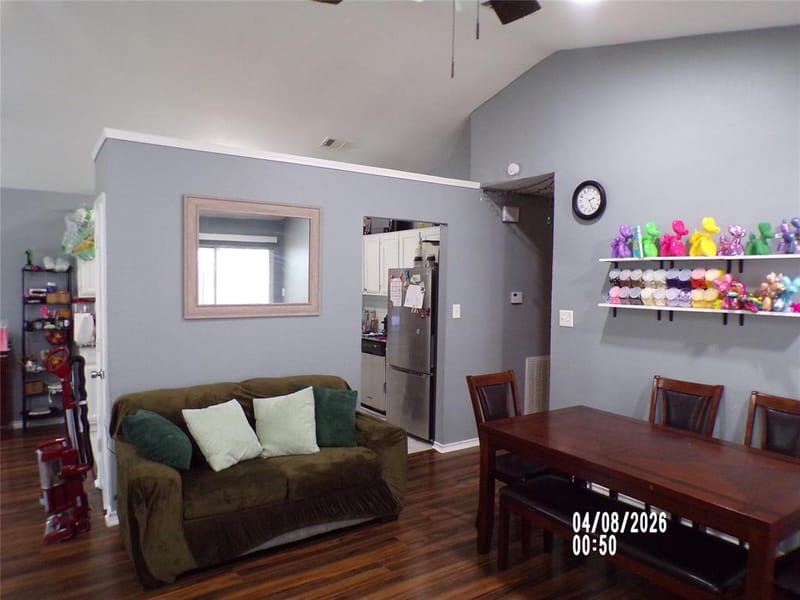 10327 WHITINGHAM Drive, Dallas TX 75227 - Photo 4