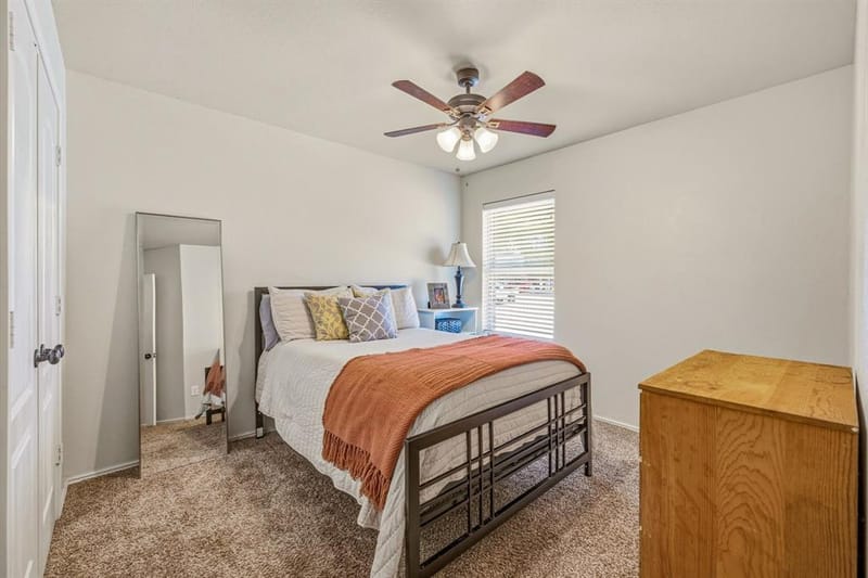 200 Jacinth Lane, Granbury TX 76049 - Photo 20