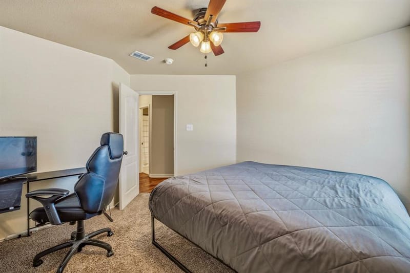 200 Jacinth Lane, Granbury TX 76049 - Photo 24