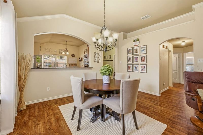 200 Jacinth Lane, Granbury TX 76049 - Photo 10