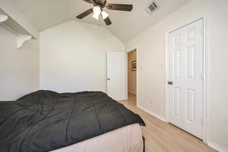 2214 New Mill Lane, Arlington TX 76012 - Photo 27