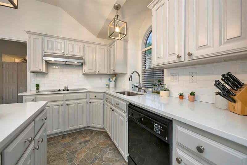 2214 New Mill Lane, Arlington TX 76012 - Photo 7