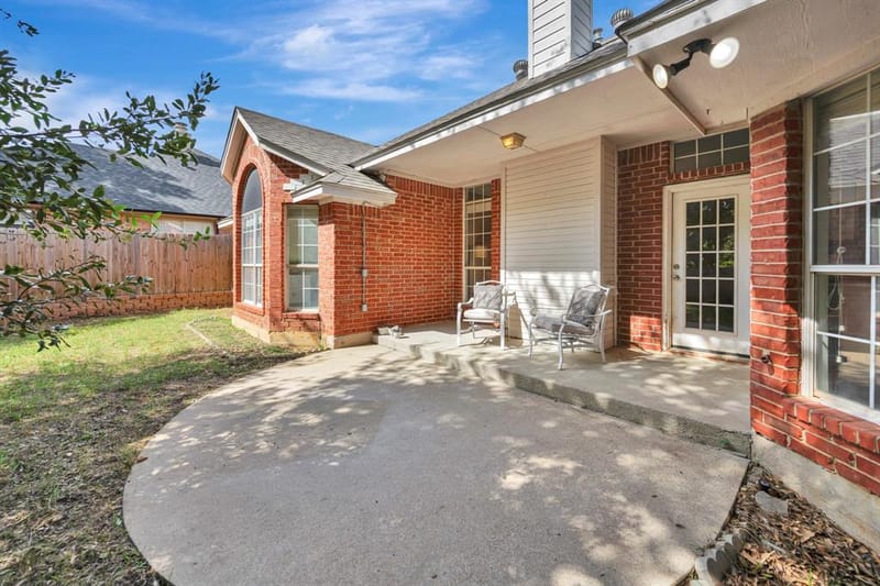 2214 New Mill Lane, Arlington TX 76012 - Photo 36