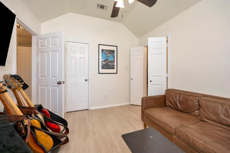 2214 New Mill Lane, Arlington TX 76012 - Photo 31