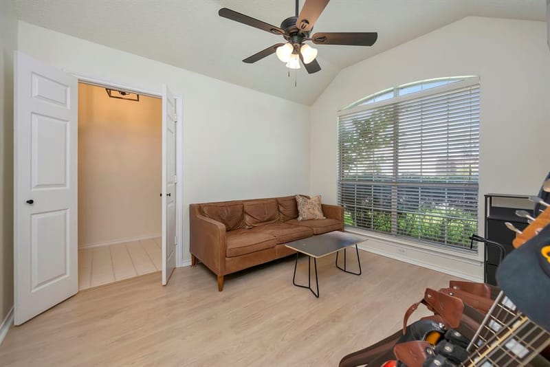 2214 New Mill Lane, Arlington TX 76012 - Photo 29