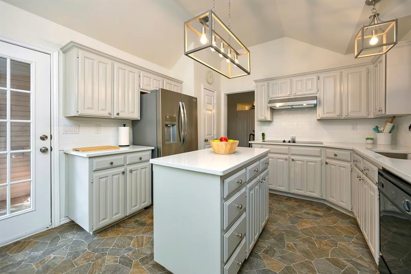 2214 New Mill Lane, Arlington TX 76012 - Photo 8