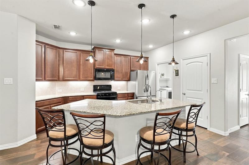 405 Bird Creek Drive, Little Elm TX 75068 - Photo 6