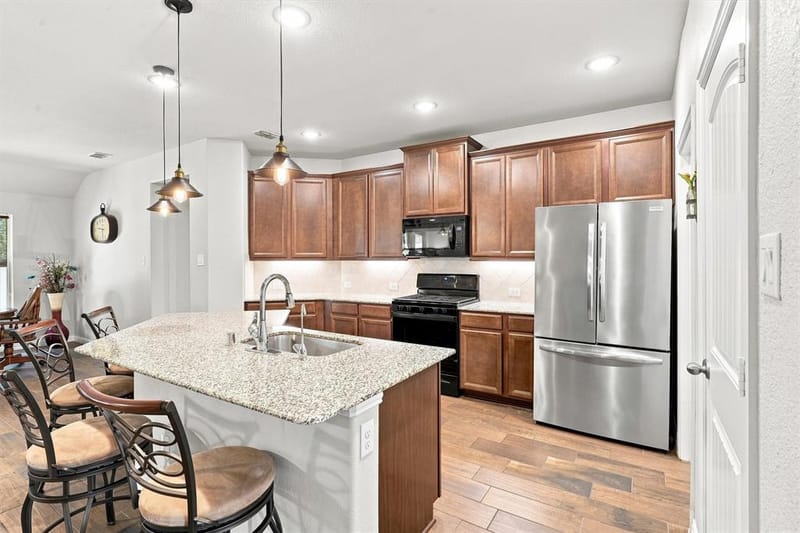405 Bird Creek Drive, Little Elm TX 75068 - Photo 9