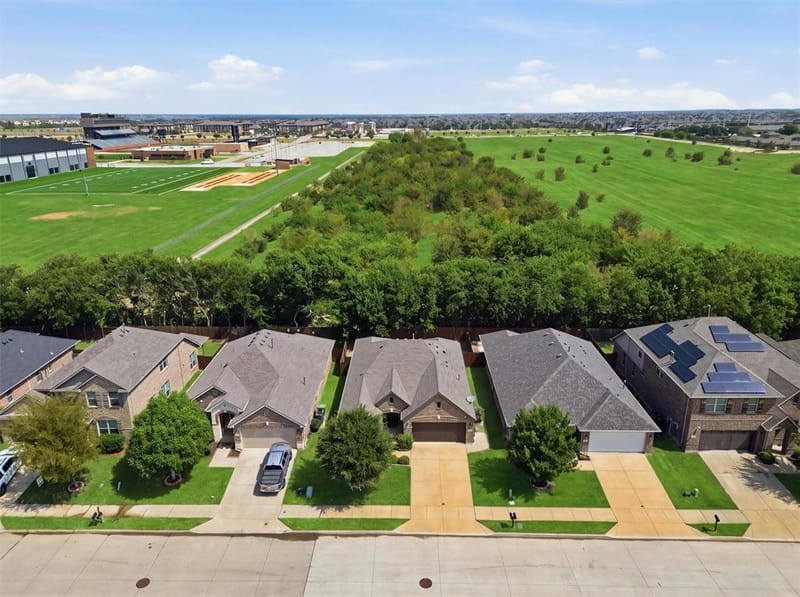 405 Bird Creek Drive, Little Elm TX 75068 - Photo 4