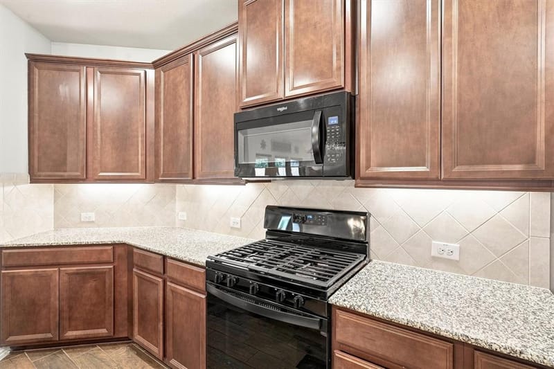 405 Bird Creek Drive, Little Elm TX 75068 - Photo 8